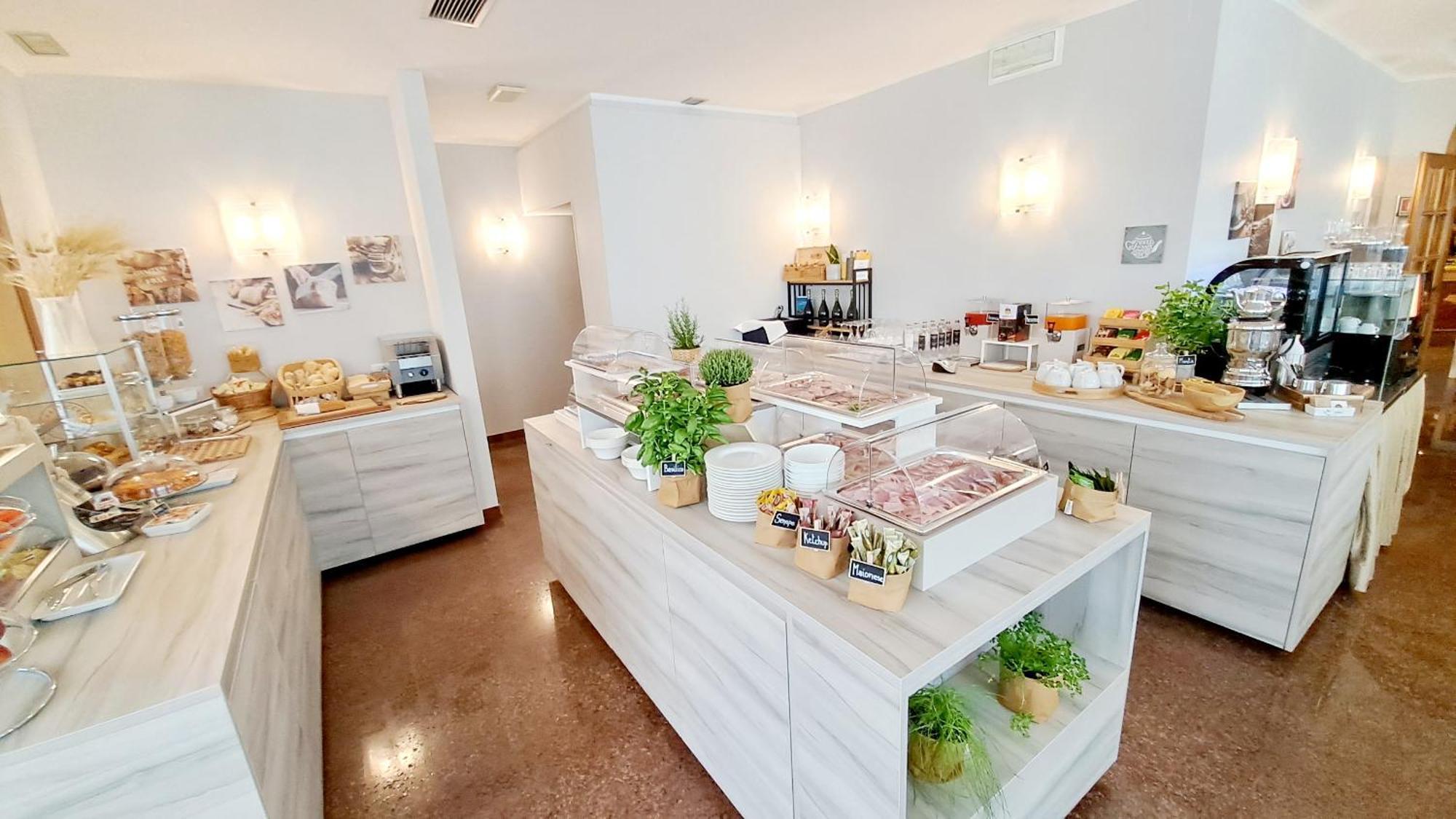 Hotel & Wellness Fra I Pini Lignano Sabbiadoro Dış mekan fotoğraf