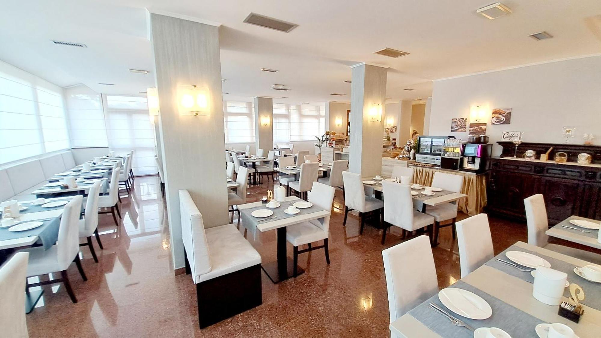 Hotel & Wellness Fra I Pini Lignano Sabbiadoro Dış mekan fotoğraf
