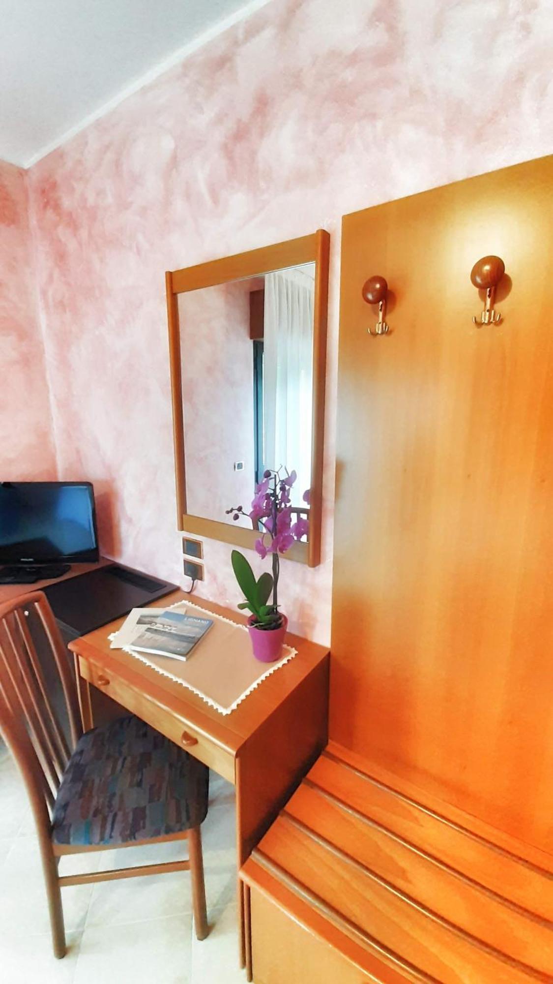 Hotel & Wellness Fra I Pini Lignano Sabbiadoro Dış mekan fotoğraf
