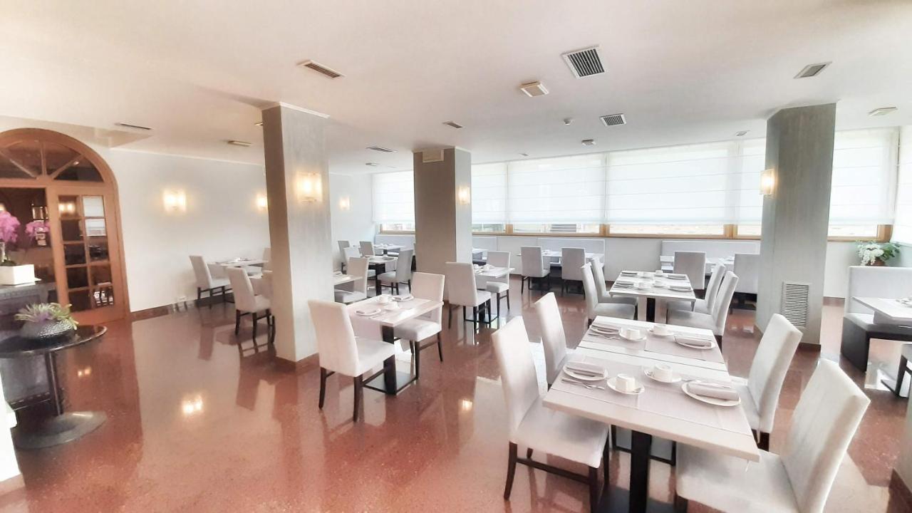 Hotel & Wellness Fra I Pini Lignano Sabbiadoro Dış mekan fotoğraf